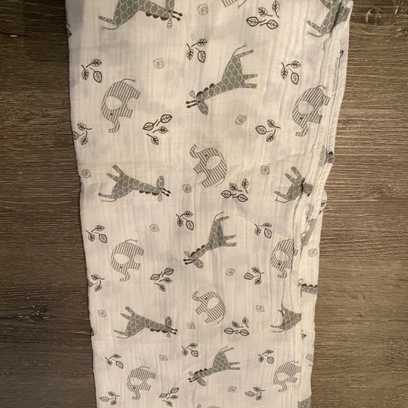 Swaddle blanket - Picture 1 of 3